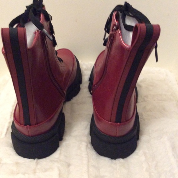 New BCBGeneration Ander lace up combat boots - Picture 6 of 11